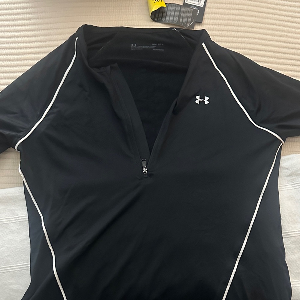 Under Armour Black Short Sleeve Tee
